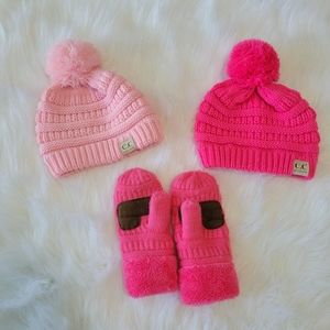 C.C Exclusives Pom Pom Knit Hats and Mitten Set Pink Kids EUC